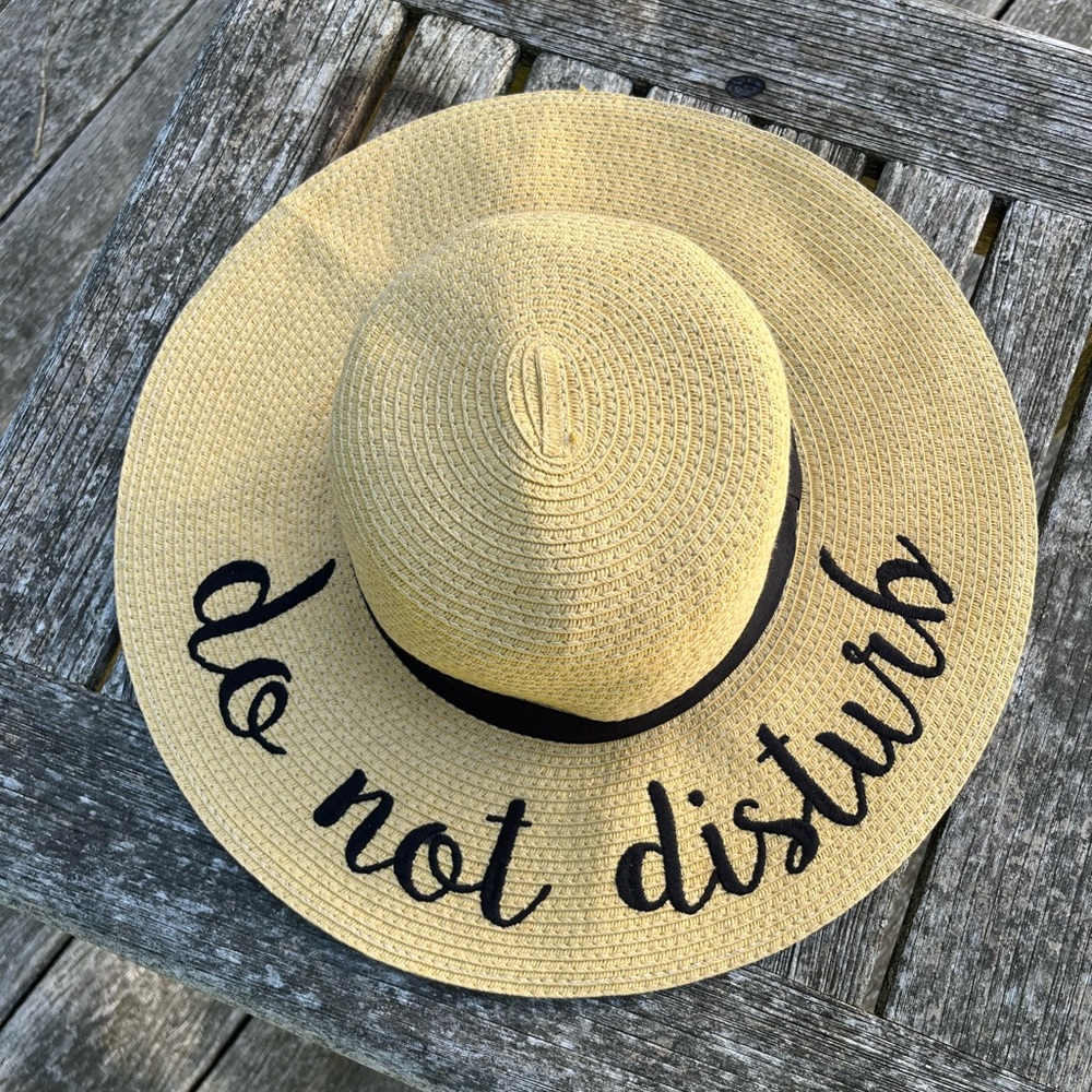 Straw Sun Hat with Black Embroidery “Do Not Disturb”
